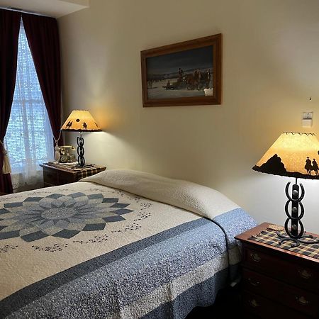 Historic Capitol Hotel Vacation Suites Downtown Buffalo Dış mekan fotoğraf